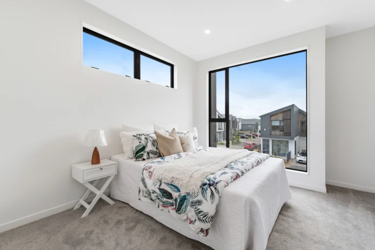 ee46-H3422680-177882677__1764708210-4152-JSP8299NEW